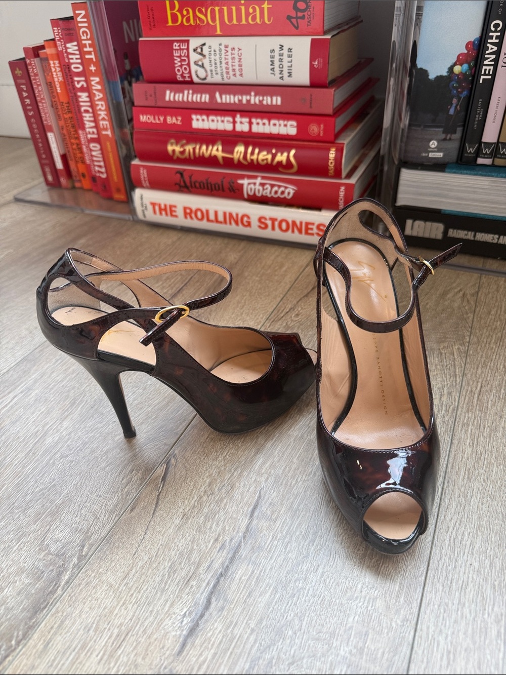 Giuseppe Zanotti Patent Peep-Toe Mary Jane High Heels in Dark Brown